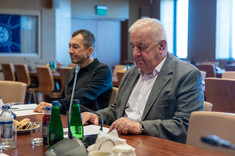 Członkowie Kapituły Nagrody podczas obrad, fot. A. Surowiec