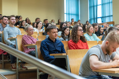 Uczestnicy wykładu dr. hab. Marcina Gębarowskiego, prof. UEK,