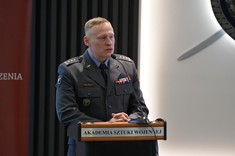 Przedstawiciele WZ na konferencji pt.: "Lotnictwo cywilne wobec wyzwań przyszłości",