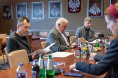 Członkowie Kapituły Nagrody podczas obrad, fot. A. Surowiec