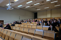 Prezentacja projektów promocyjnych dla różnych jednostek PRz przygotowanych przez studentów WZ,