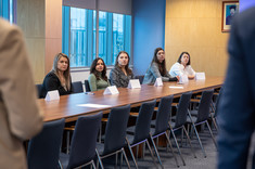 Słuchacze studiów podyplomowych Zarządzanie i controlling menedżerski, fot. A. Surowiec