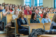 Od lewej: dr hab. Beata Zatwarnicka - Madura, prof. PRz; dr Agata Gierczak; dr hab. Lucyna Witek, prof. PRz,