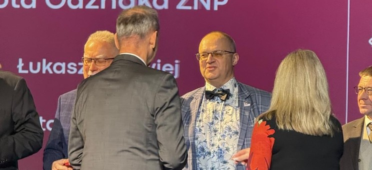 Dr inż. Artur Stec w gronie wyróżnionych najwyższymi odznaczeniami ZNP,