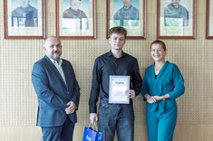 Wręczenie nagród laureatom XIII Konkursu Wiedzy Finansowo–Bankowej,