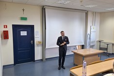 Kariera w chmurach – spotkanie z członkiem załogi pokładowej PLL LOT,