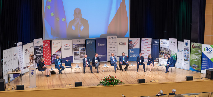Uczestnicy konferencji podczas panelu dyskusyjnego, fot. A. Surowiec