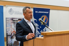G. Ostasz,