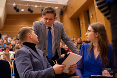 ADventure - Nocne Spotkanie z Reklamą,