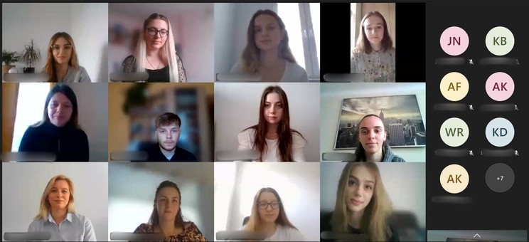 Uczestnicy konferencji - zrzut ekranu