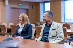 Od lewej: dr hab. Beata Zatwarnicka-Madura, prof. PRz; prof. dr hab. Grzegorz Ostasz, 