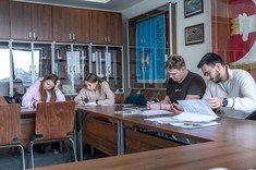 Studenci Politechniki Rzeszowskiej, w tym Wydziału Zarządzania, rozpoczęli udział w mikrokursach,