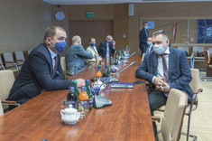 Pracownicy PRz podczas uroczystości, fot. A. Surowiec