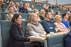 Spotkanie władz Wydziału Zarządzania PRz z pracownikami,