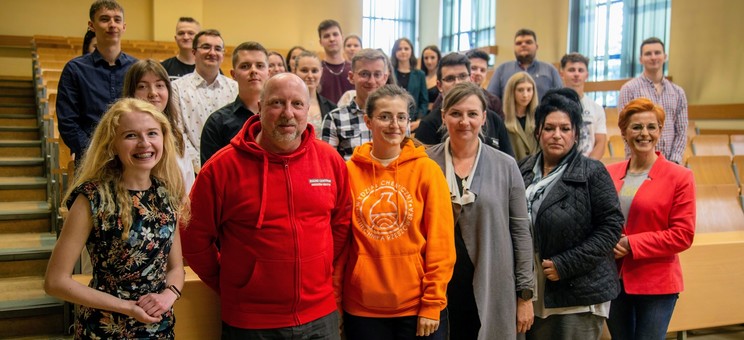 Rekomendacje dotyczące działań promocyjnych PRz opracowane przez Studentów WZ