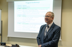 Profesor Krzysztof Kud otwiera konferencję, fot. A. Surowiec