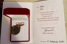 Dr inż. Artur Stec w gronie wyróżnionych najwyższymi odznaczeniami ZNP,
