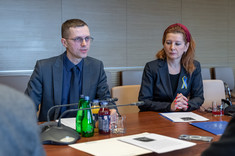 Członkowie Kapituły Nagrody podczas obrad, fot. A. Surowiec