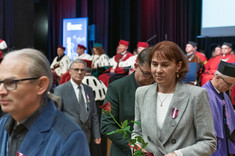 Pracownicy Wydziału Zarządzania uhonorowani odznaczeniami podczas inauguracji 75-lecia PRz