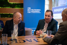 Uczestnicy podczas uroczystego posiedzenia Rady Biznesu Wydziału Zarządzania, fot. Arkadiusz Surowiec