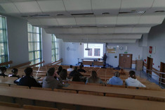 Studenci na wykładzie prof. Alexandra Lavrova,