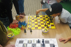 Rozgrywki szachowe, fotografia udostępniona przez studentów WZ - wolontariuszy wydarzenia