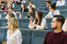 Egzamin dyplomowy na kierunku logistyka,