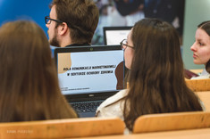 VI Ogólnopolskie Seminarium Naukowe „Marketing [r]Evolution”,