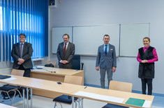Od lewej: dr A. Laska, dr T. Piątek, prof. dr hab. G. Ostasz oraz dr hab. B. Zatwarnicka-Madura, prof. PRz, fot. A. Surowiec