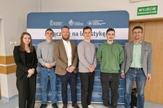 Wykład otwarty o zarządzaniu lotniskiem na Wydziale Zarządzania,