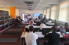 Międzynarodowy tydzień prezentacji i nauki – studenci PRz w programie STARS EU i XXV ISSMFI,