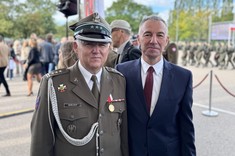 Komendant Wojskowego Centrum Kształcenia Medycznego płk dr inż. Jacek NARLOCH, dr. hab. inż. Grzegorz Rosłan, prof. PRz.