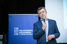 dr hab. Jacek Strojny, prof. PRz - Kierownik kierunku