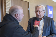 Prezes Stowarzyszenia "Dolina Lotnicza" M. Darecki,