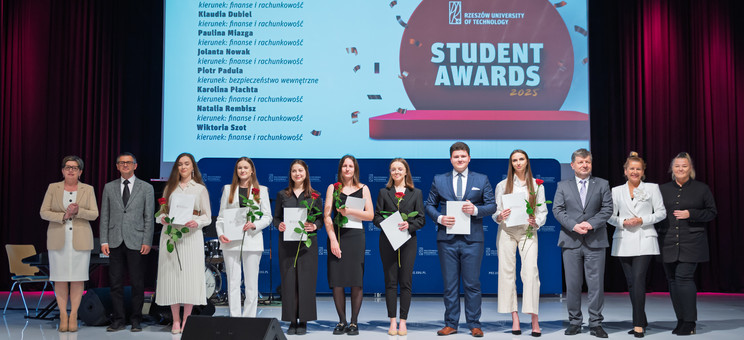 Wyróżnienia dla studentów Wydziału Zarządzania Politechniki Rzeszowskiej,