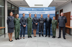 Relacja z wydarzenia “Kobiety w lotniczym mundurze”,