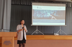 Dr Anna Miarecka w trakcie wystąpienia