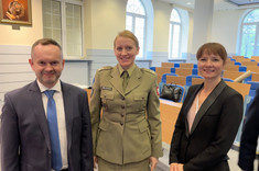 Przedstawiciele WZ na konferencji pt.: "Lotnictwo cywilne wobec wyzwań przyszłości",