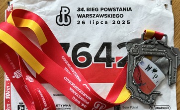 Pracownik Wydziału Zarządzania Politechniki Rzeszowskiej w 34. Biegu Powstania Warszawskiego,