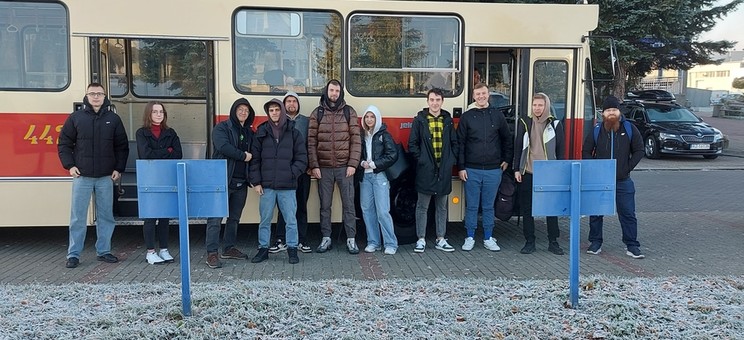 Zajęcia praktyczne studentów logistyki na terenie zajezdni MPK w Rzeszowie,