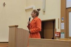 Dziekan Wydziału Zarządzania dr hab. Beata Zatwarnicka-Madura, prof. PRz,