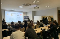 SKNKM Brief - VI Uczelniane Seminarium Naukowe Marketing Box,