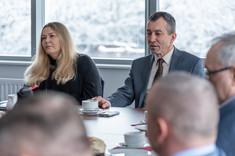 Od lewej: dr Justyna Stecko - prodziekan WZ ds. kształcenia i prof. dr hab. Grzegorz Ostasz - prorektor PRz ds. studenckich, fot. A. Surowiec